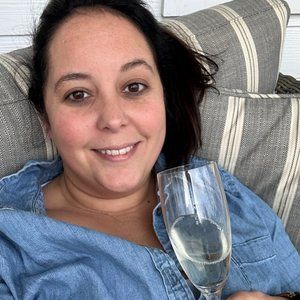 Meet your Posher, Nikki